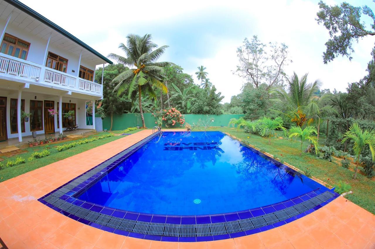 River Bank Resort Matara Buitenkant foto